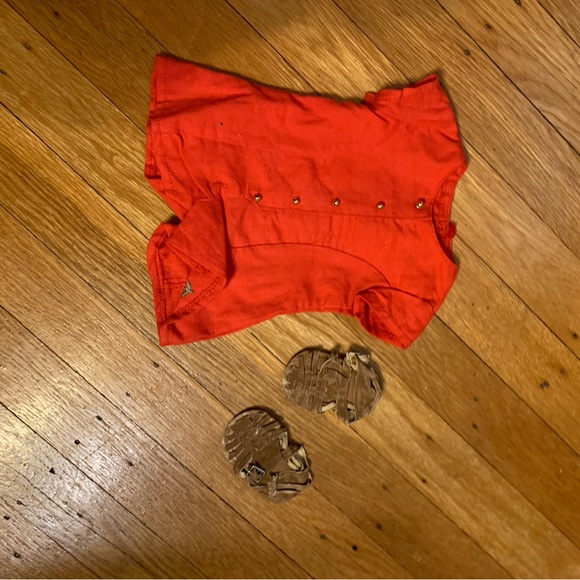 Retired American Girl doll, Samantha Parkington. With all shown outfits - Picture 5 of 16